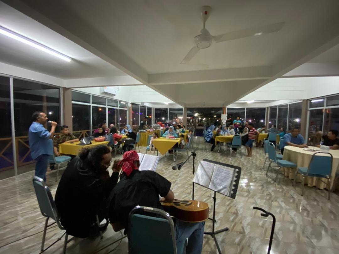 Tamteh Homestay Ayer Hitam Eksteriør bilde