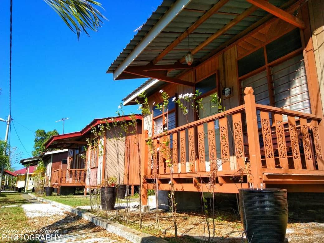 Tamteh Homestay Ayer Hitam Eksteriør bilde
